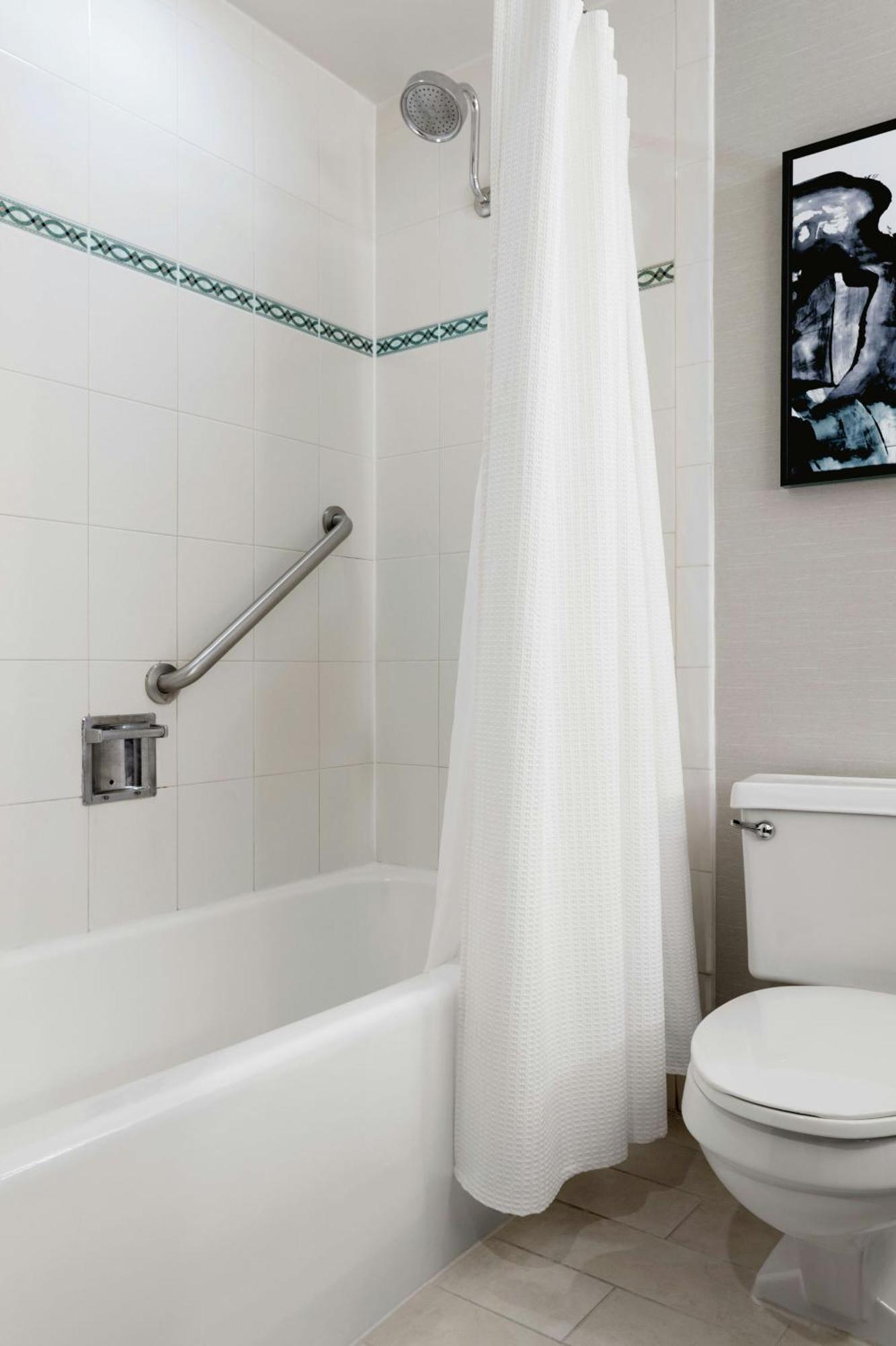 Hotel Delta By Marriott Woodbridge 4*