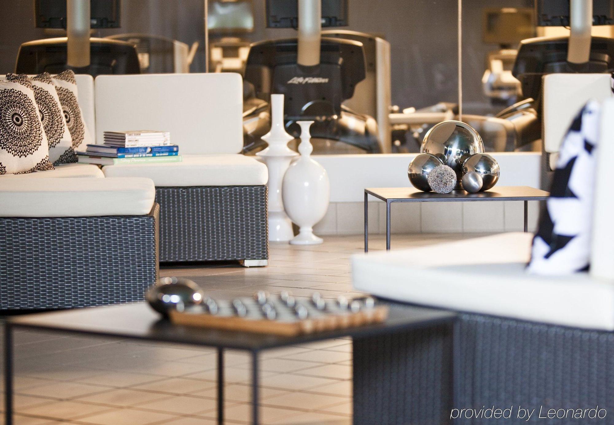 Delta By Marriott Woodbridge Hotel 4*