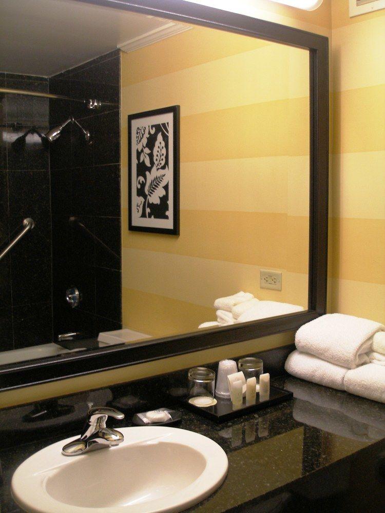 Delta By Marriott Woodbridge Hotel
