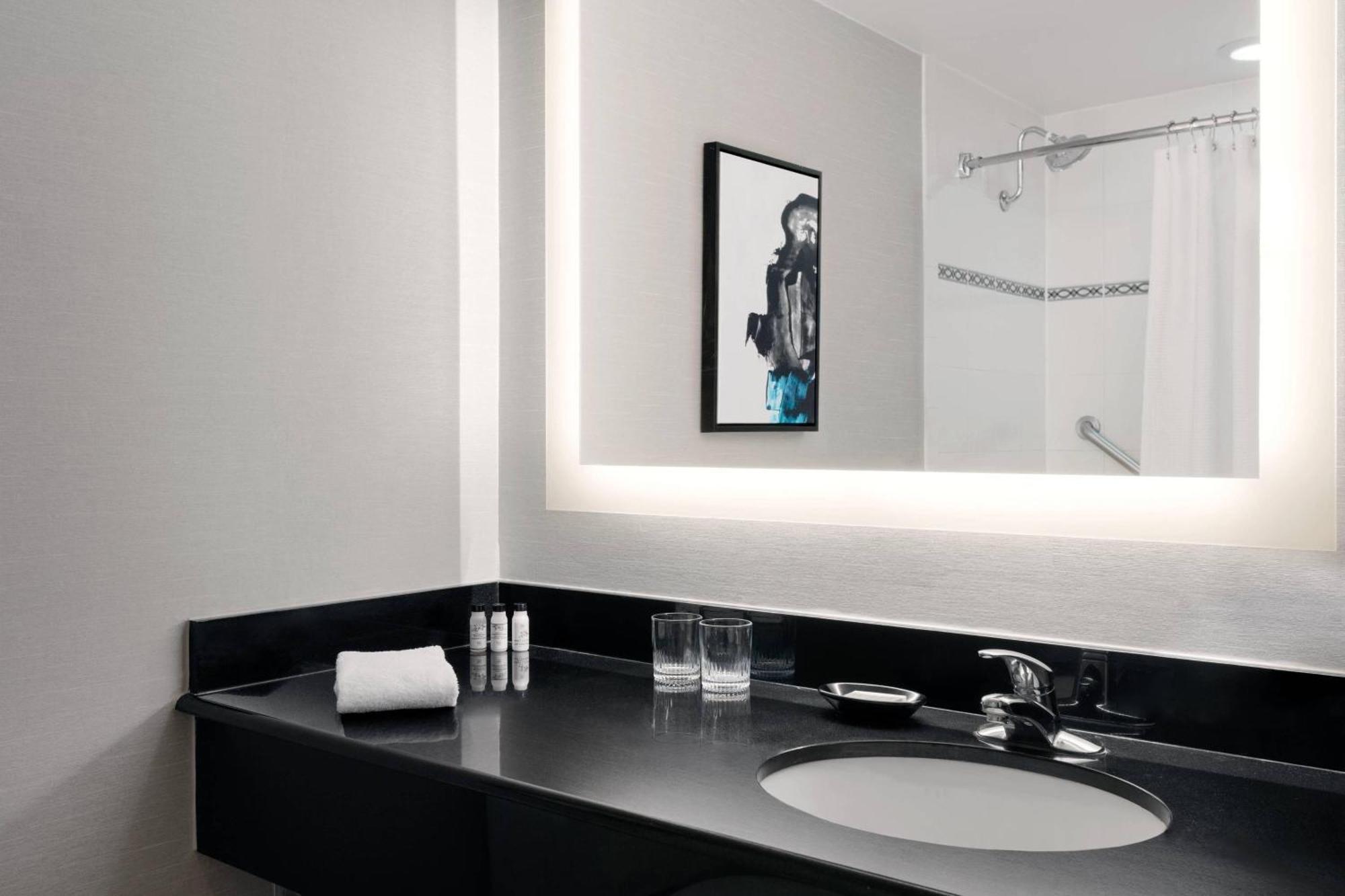 Delta By Marriott Woodbridge 4* Iselin